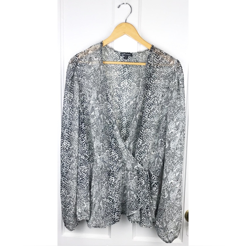 Curvy Sense size 2X : snakeskin print long sleeve deep v-neck ruffle blouse top